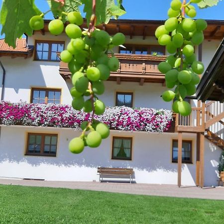 Ferienwohnungen Krismer Arzl im Pitztal Esterno foto